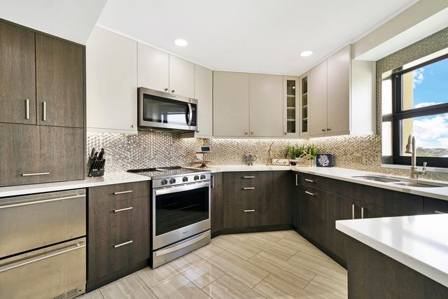 19800 Sandpointe Bay Drive 512, Tequesta, FL 33469
