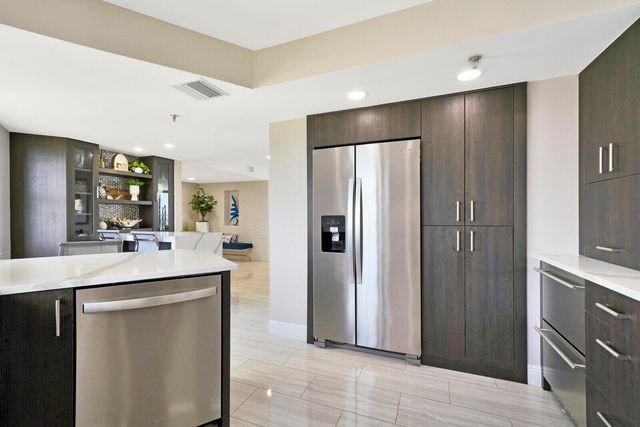 19800 Sandpointe Bay Drive 512, Tequesta, FL 33469