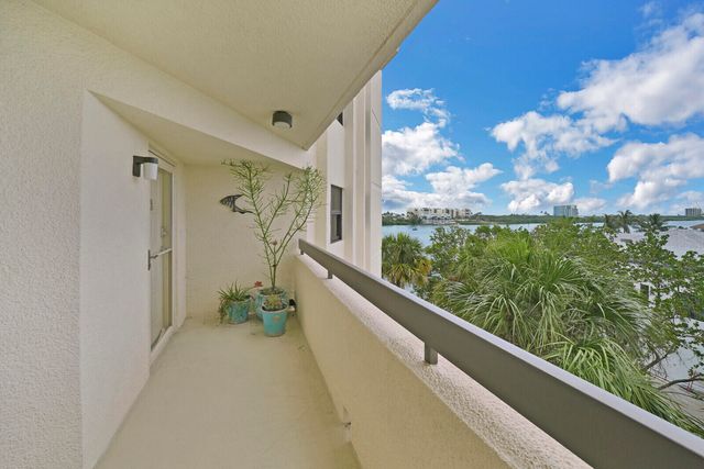 19800 Sandpointe Bay Drive 512, Tequesta, FL 33469