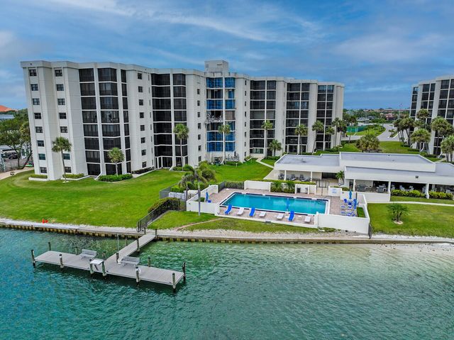 19800 Sandpointe Bay Drive 512, Tequesta, FL 33469