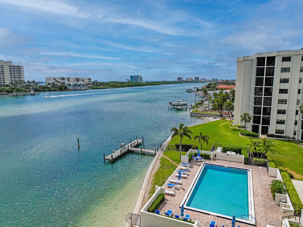19800 Sandpointe Bay Drive 512, Tequesta, FL 33469
