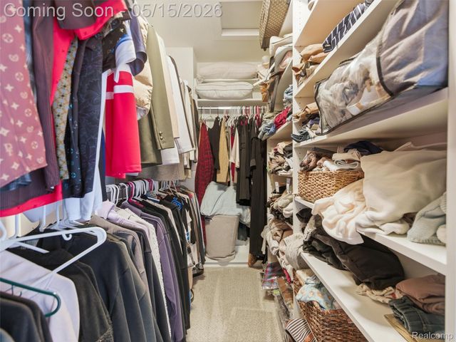 22828 Garfield Street, St. Clair Shores, MI 48082