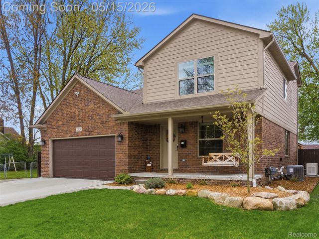 22828 Garfield Street, St. Clair Shores, MI 48082