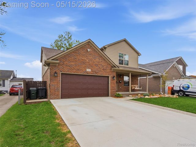 22828 Garfield Street, St. Clair Shores, MI 48082