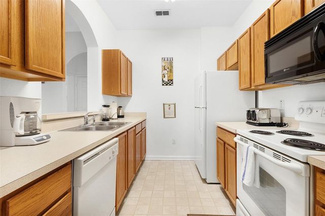 2785 ALMATON LOOP 202, Kissimmee, FL 34747