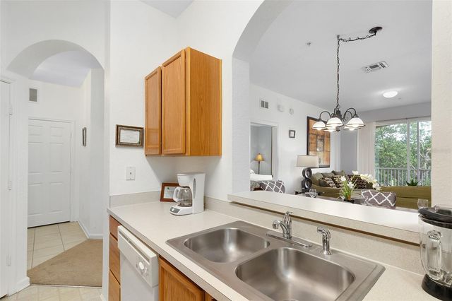 2785 ALMATON LOOP 202, Kissimmee, FL 34747