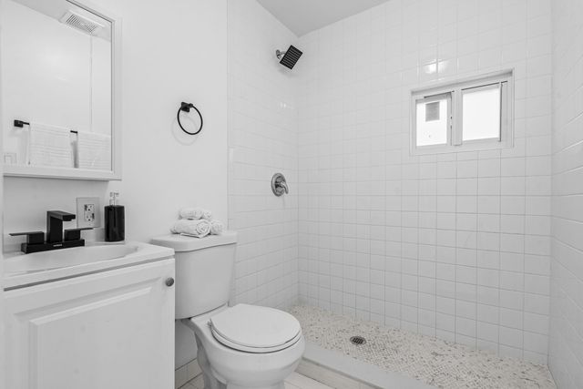 230 SW 6TH Avenue, Delray Beach, FL 33444