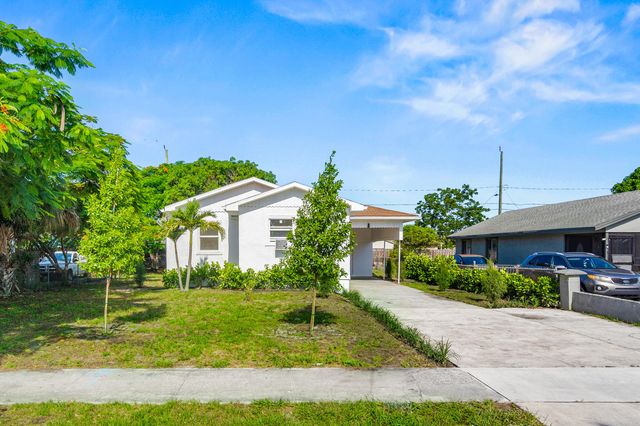230 SW 6TH Avenue, Delray Beach, FL 33444