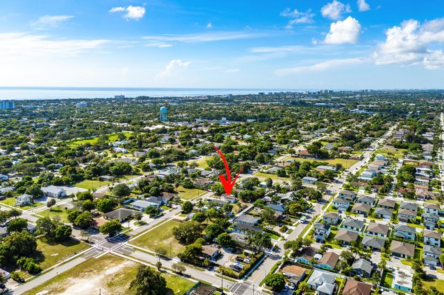 230 SW 6TH Avenue, Delray Beach, FL 33444