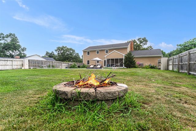 5353 Chickadee Drive, Kalamazoo, MI 49009