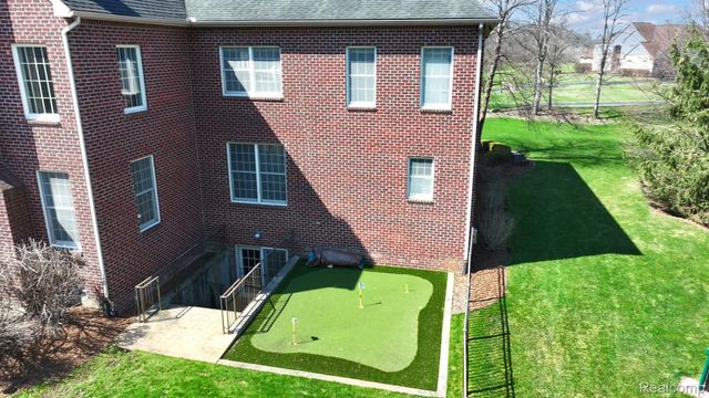 7286 Brentwood Court, Superior Charter Township, MI 48198