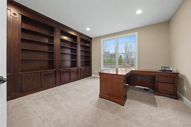 7286 Brentwood Court, Superior Charter Township, MI 48198