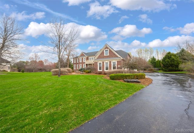 7286 Brentwood Court, Superior Charter Township, MI 48198