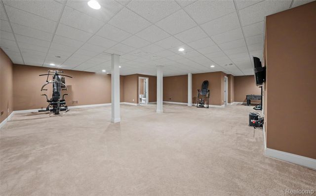7286 Brentwood Court, Superior Charter Township, MI 48198