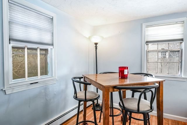 22 Winsome Rd, Yarmouth, MA 02664