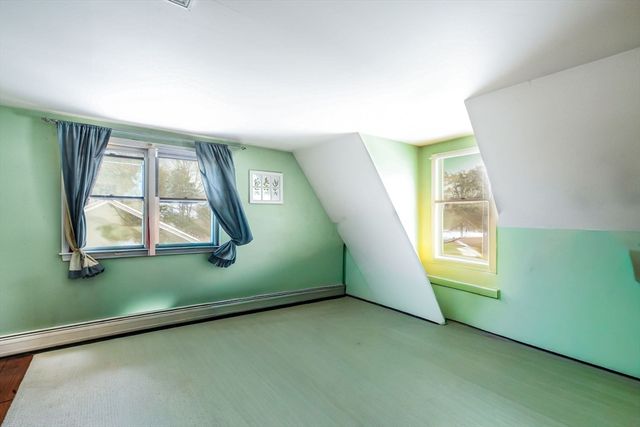 22 Winsome Rd, Yarmouth, MA 02664