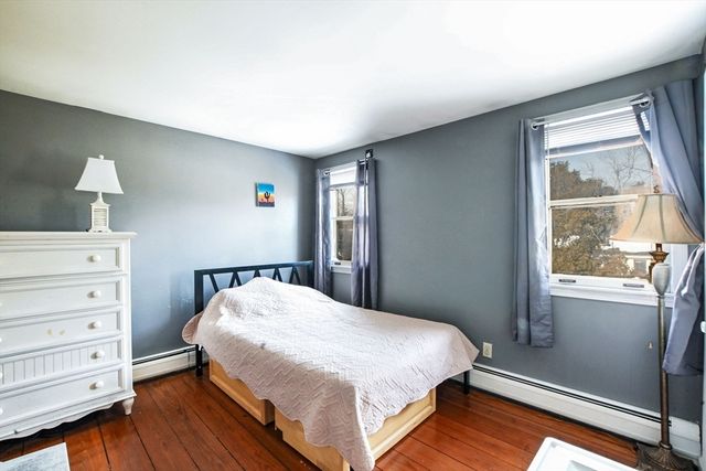 22 Winsome Rd, Yarmouth, MA 02664