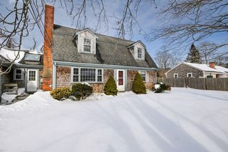 22 Winsome Rd, Yarmouth, MA 02664