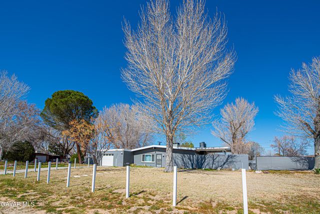 16947 Sunnyslope Avenue, North Edwards, CA 93523