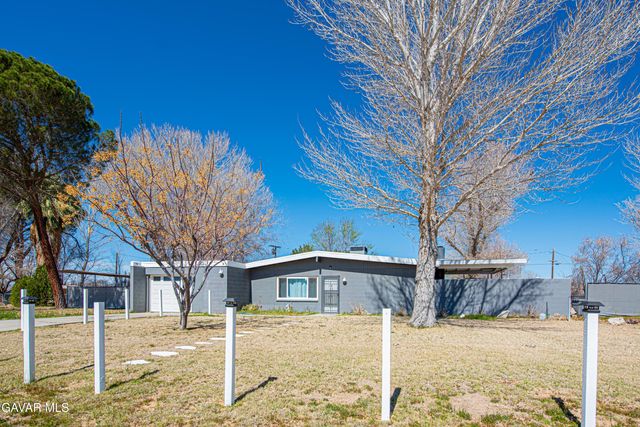 16947 Sunnyslope Avenue, North Edwards, CA 93523