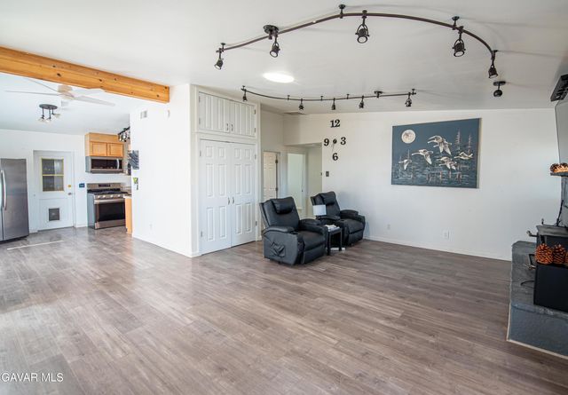 16947 Sunnyslope Avenue, North Edwards, CA 93523