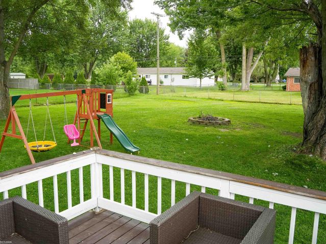 32159 Riverpoint Street, Chesterfield Twp, MI 48047