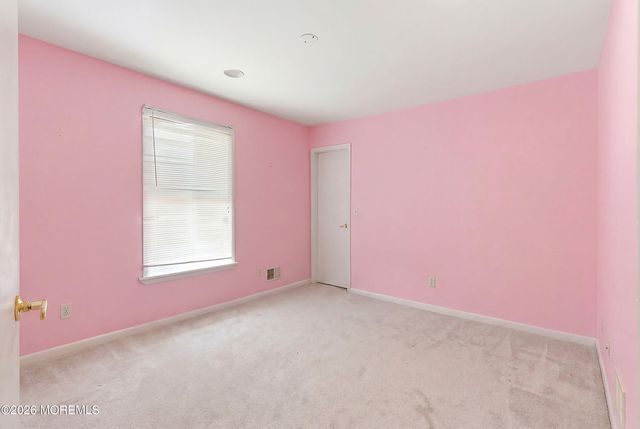 1548 Longboat Avenue, Beachwood, NJ 08722