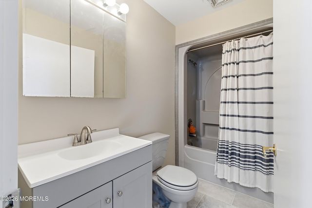 1548 Longboat Avenue, Beachwood, NJ 08722