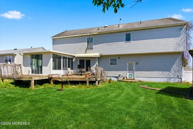 1548 Longboat Avenue, Beachwood, NJ 08722