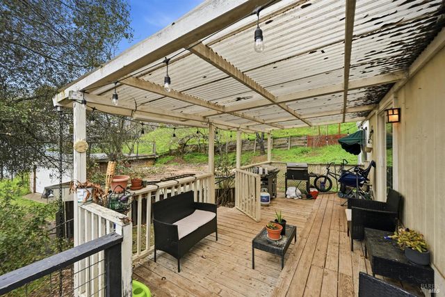 3114 Manzanita Rd, Nice, CA 95464