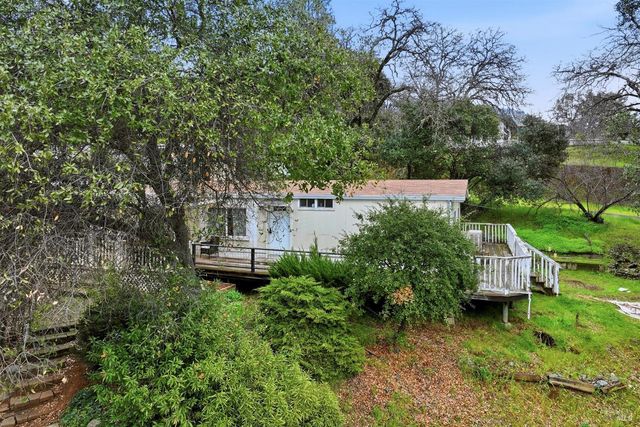 3114 Manzanita Rd, Nice, CA 95464