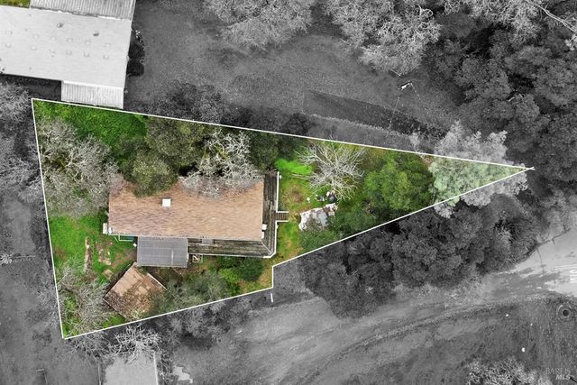 3114 Manzanita Rd, Nice, CA 95464