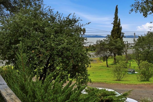 3114 Manzanita Rd, Nice, CA 95464