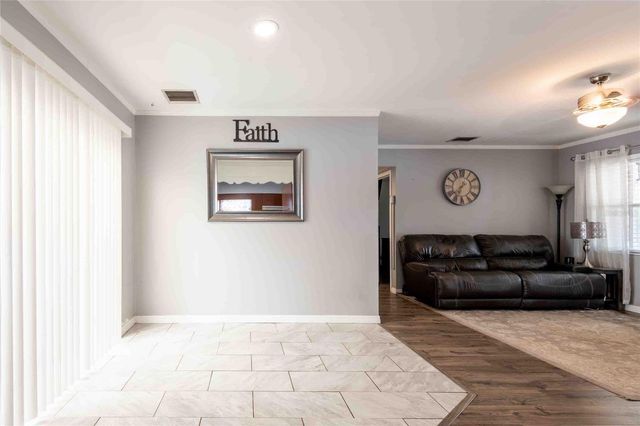 7003 N HOWARD AVENUE, Tampa, FL 33604