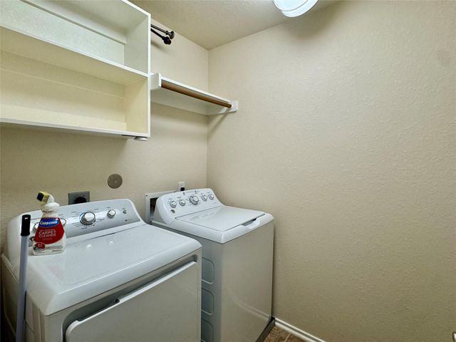 6407 Densberry, Katy, TX 77494