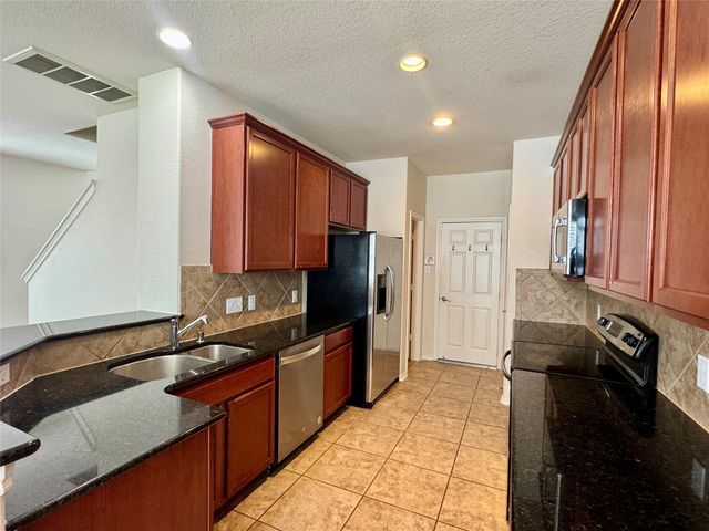 6407 Densberry, Katy, TX 77494