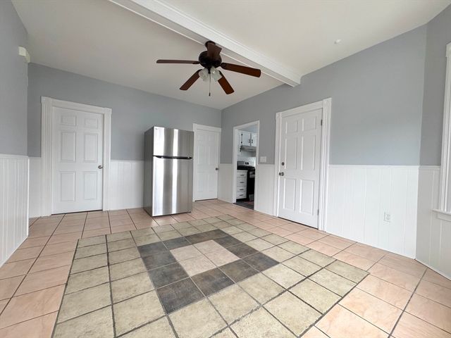 281 Blackstone 1, Fall River, MA 02721