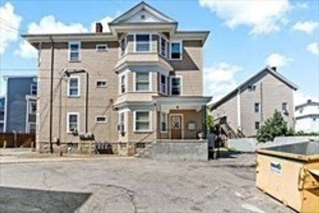 281 Blackstone 1, Fall River, MA 02721