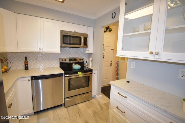 1304 Wellington Place, Aberdeen, NJ 07747