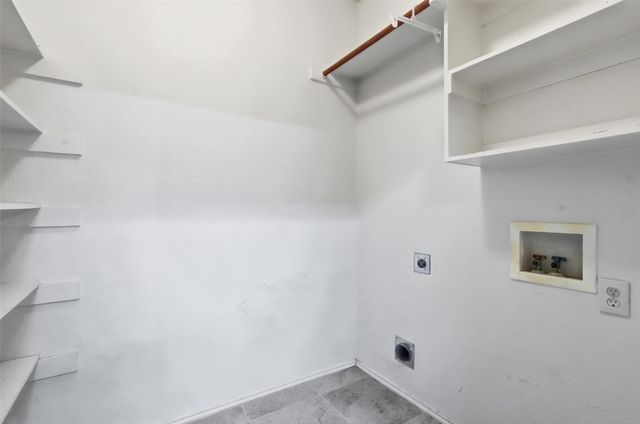 12141 Bellegrove Road, Burleson, TX 76028