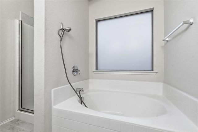 12141 Bellegrove Road, Burleson, TX 76028