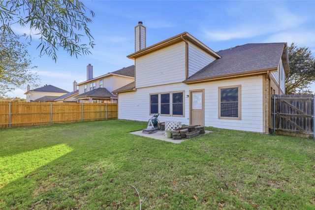 12141 Bellegrove Road, Burleson, TX 76028