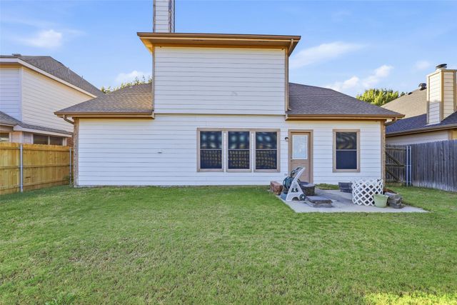 12141 Bellegrove Road, Burleson, TX 76028