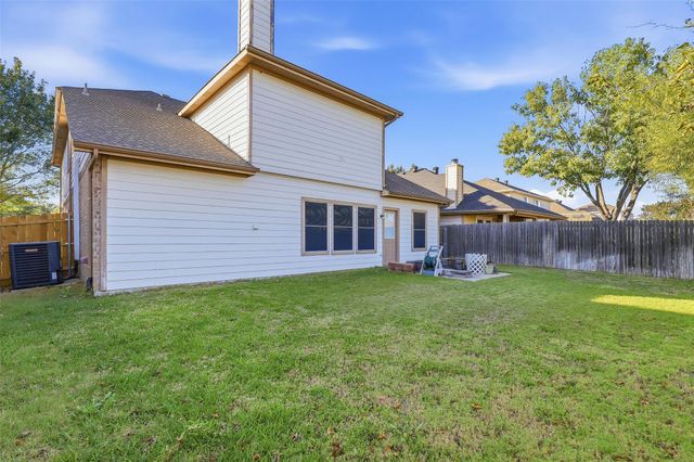 12141 Bellegrove Road, Burleson, TX 76028