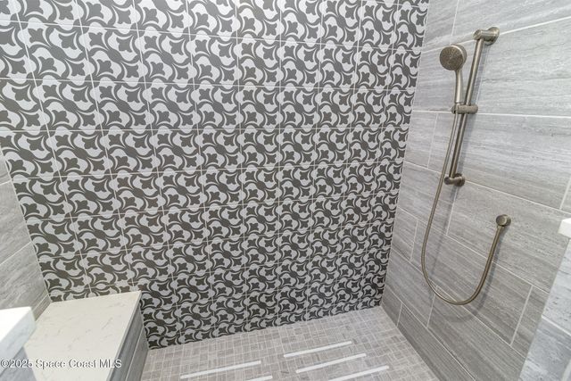 1300 Mayflower Avenue, Melbourne, FL 32940