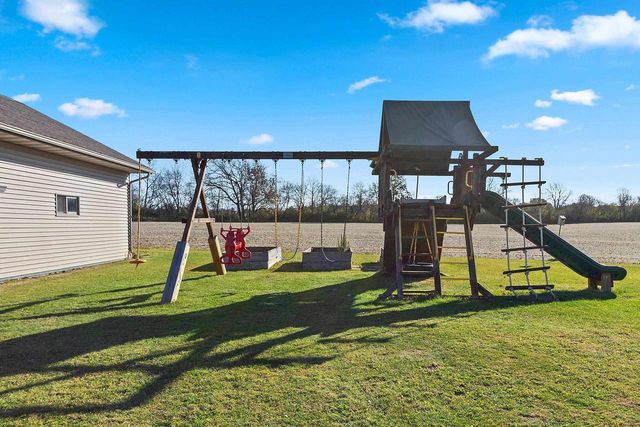 3476 NICOLET DRIVE, Green Bay, WI 54311