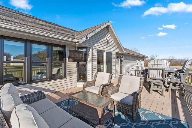 3476 NICOLET DRIVE, Green Bay, WI 54311