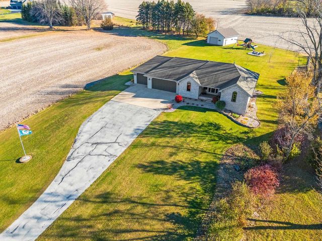 3476 NICOLET DRIVE, Green Bay, WI 54311