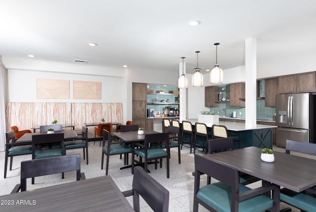 7460 N Zanjero Boulevard A4, Glendale, AZ 85305
