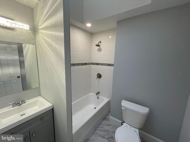 532 E MAYLAND ST, Philadelphia, PA 19144